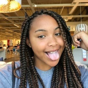 Meet your Posher, Leah